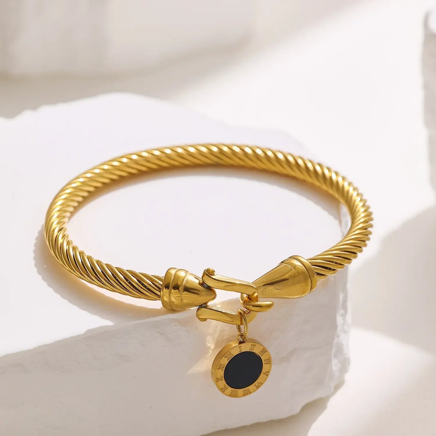 Roma Cuff · Gold / Silver
