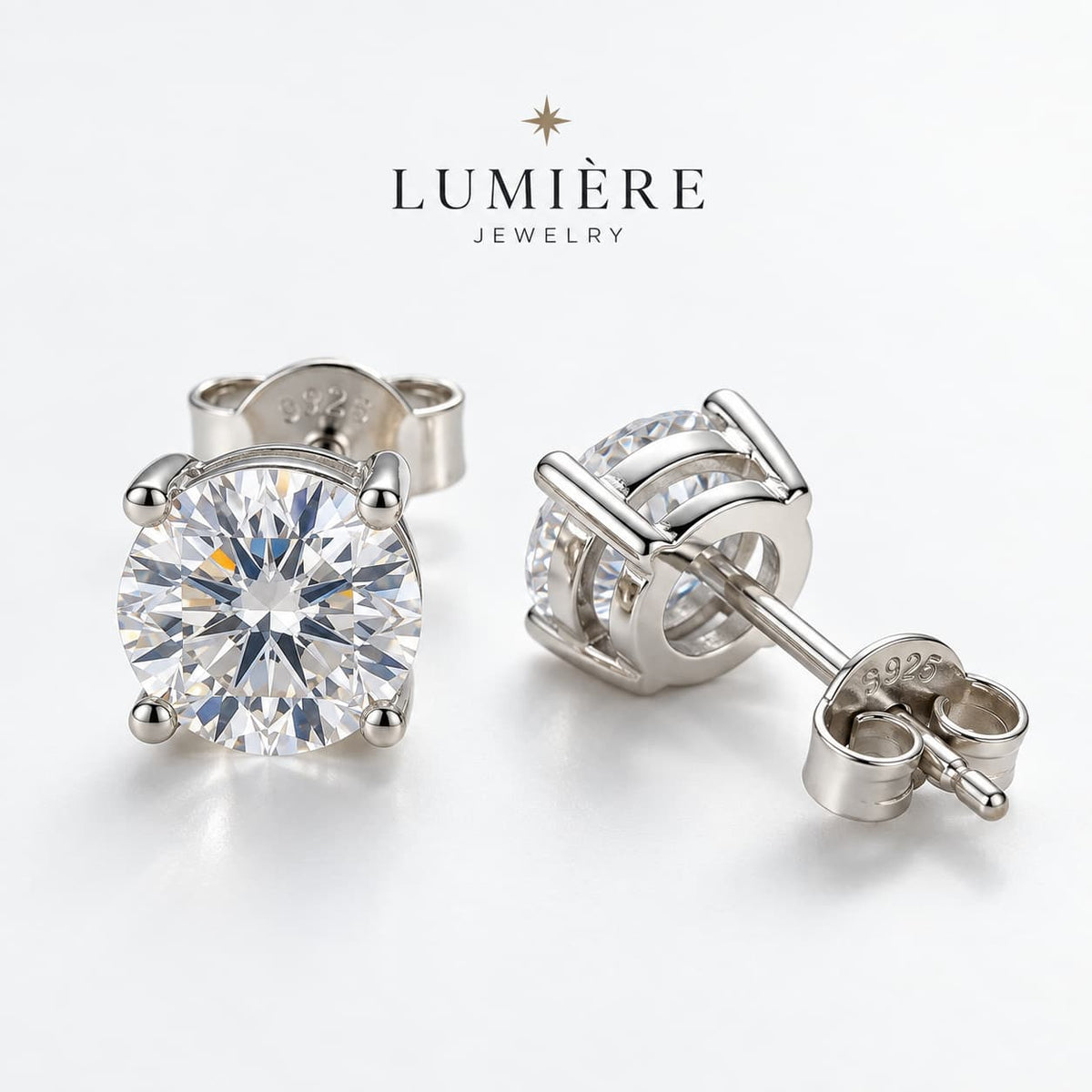 Éclat Studs · Moissanite