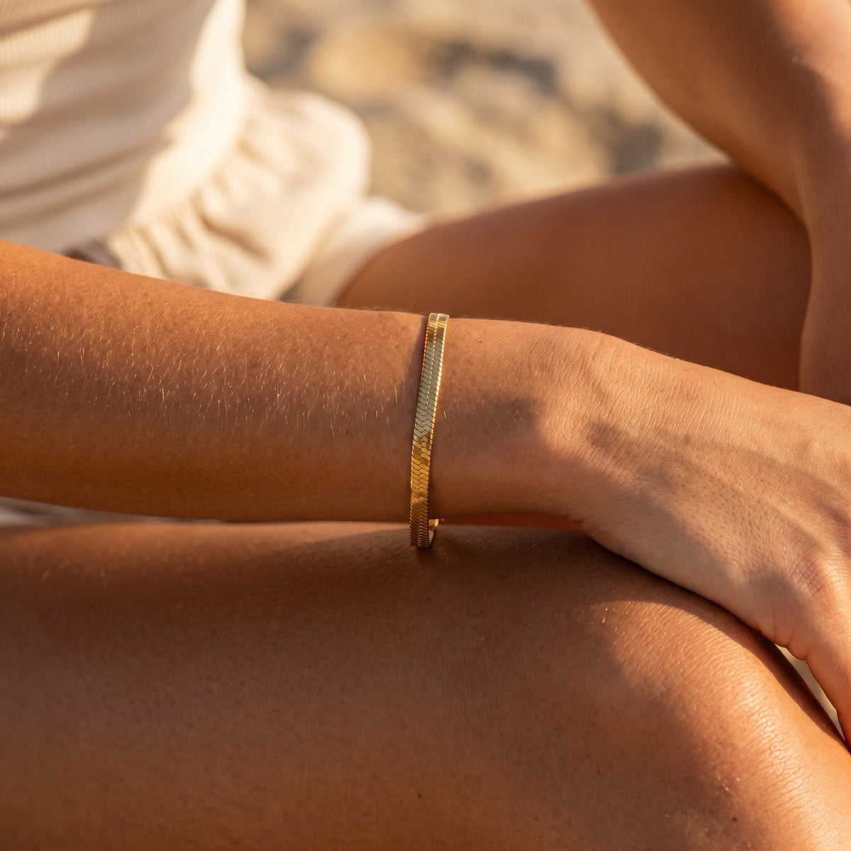 Vida Gold Herringbone Bracelet
