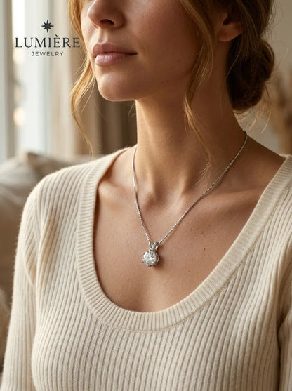 Lumière Solitaire Necklace · Moissanite