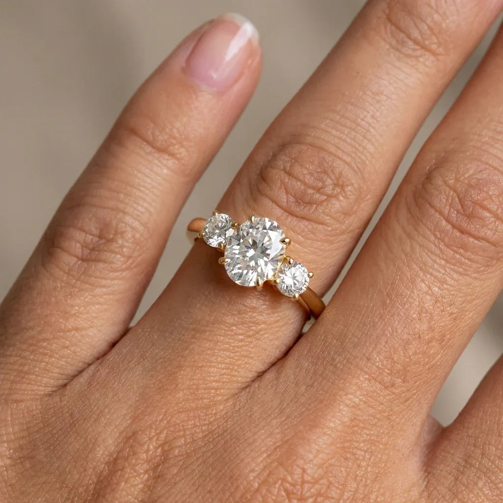 Trilogy Ring · S925 Silver & Moissanite