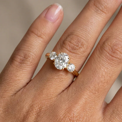 Trilogy Ring · S925 Silver & Moissanite