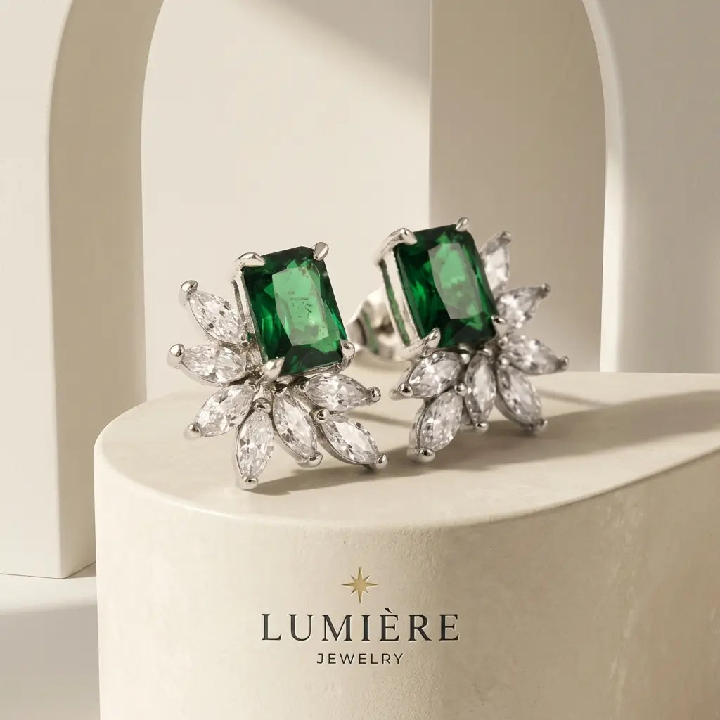 Jardin Studs · Gemstone