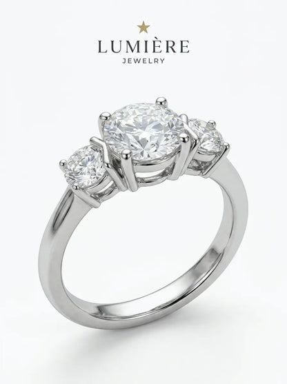 Trine Ring · Moissanite