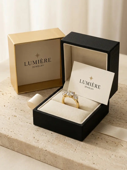 Trine Ring · Moissanite