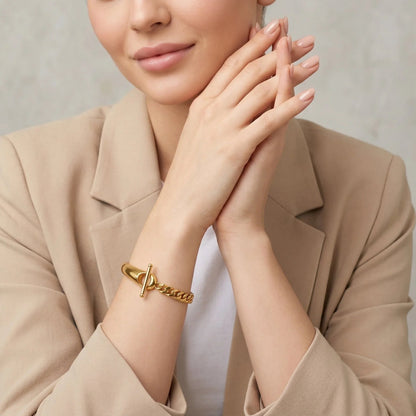 Myrna Chained Gold Bangle