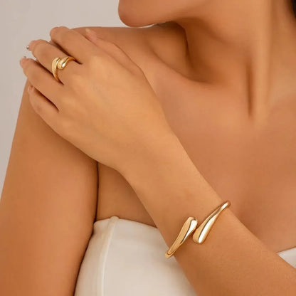 Goutte Set · Gold Tone / Silver Tone