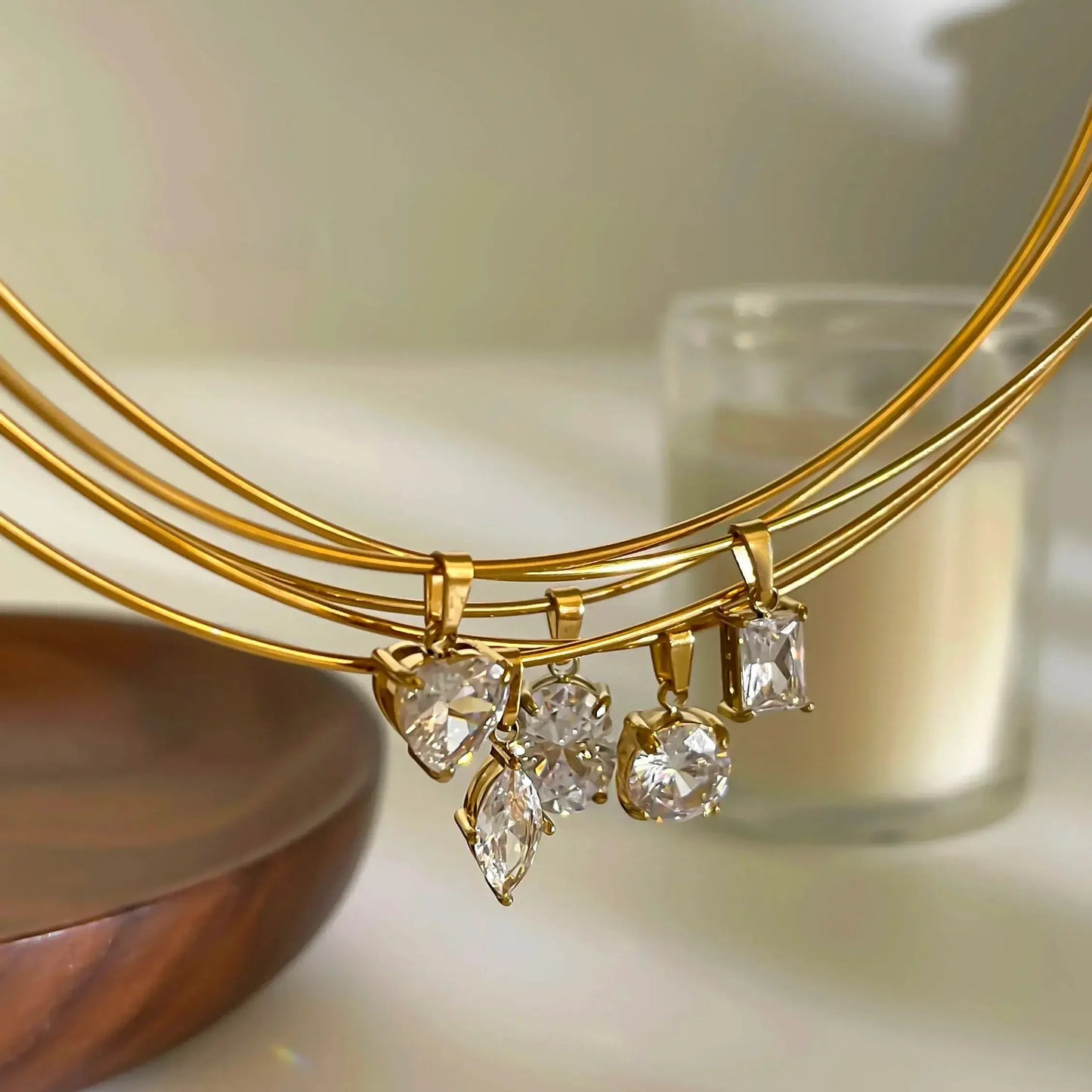 Forme Necklace · Gold Tone