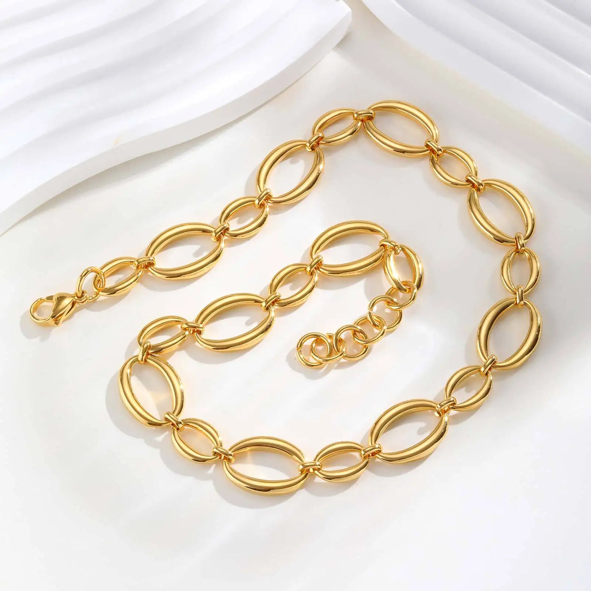 Ligne Collection · Necklace & Bracelet · 18K Gold Finish