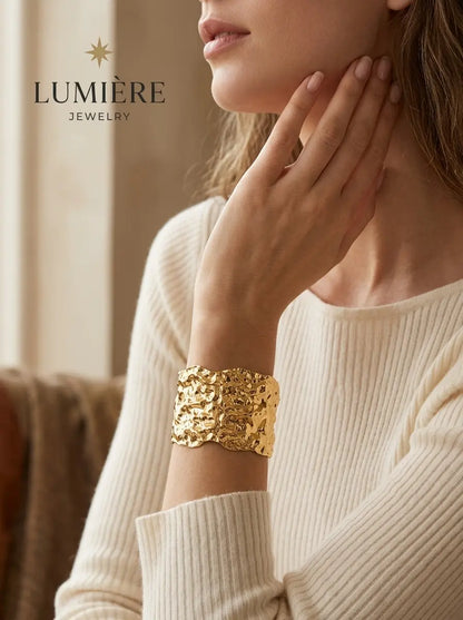 Arc Bangle · 18K Gold Finish