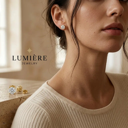 Éclat Studs · Moissanite