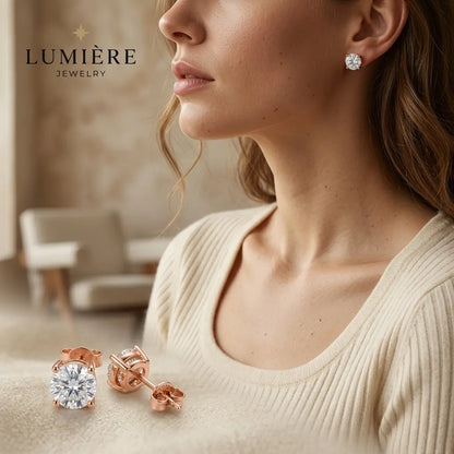 Éclat Studs · Moissanite