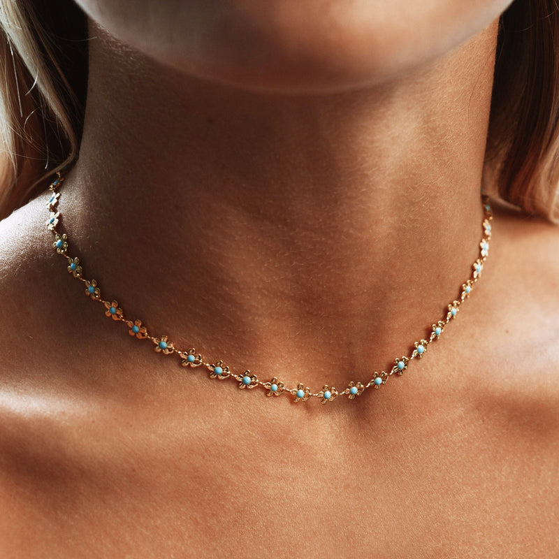 Daisy Necklace · 18K Gold Finish
